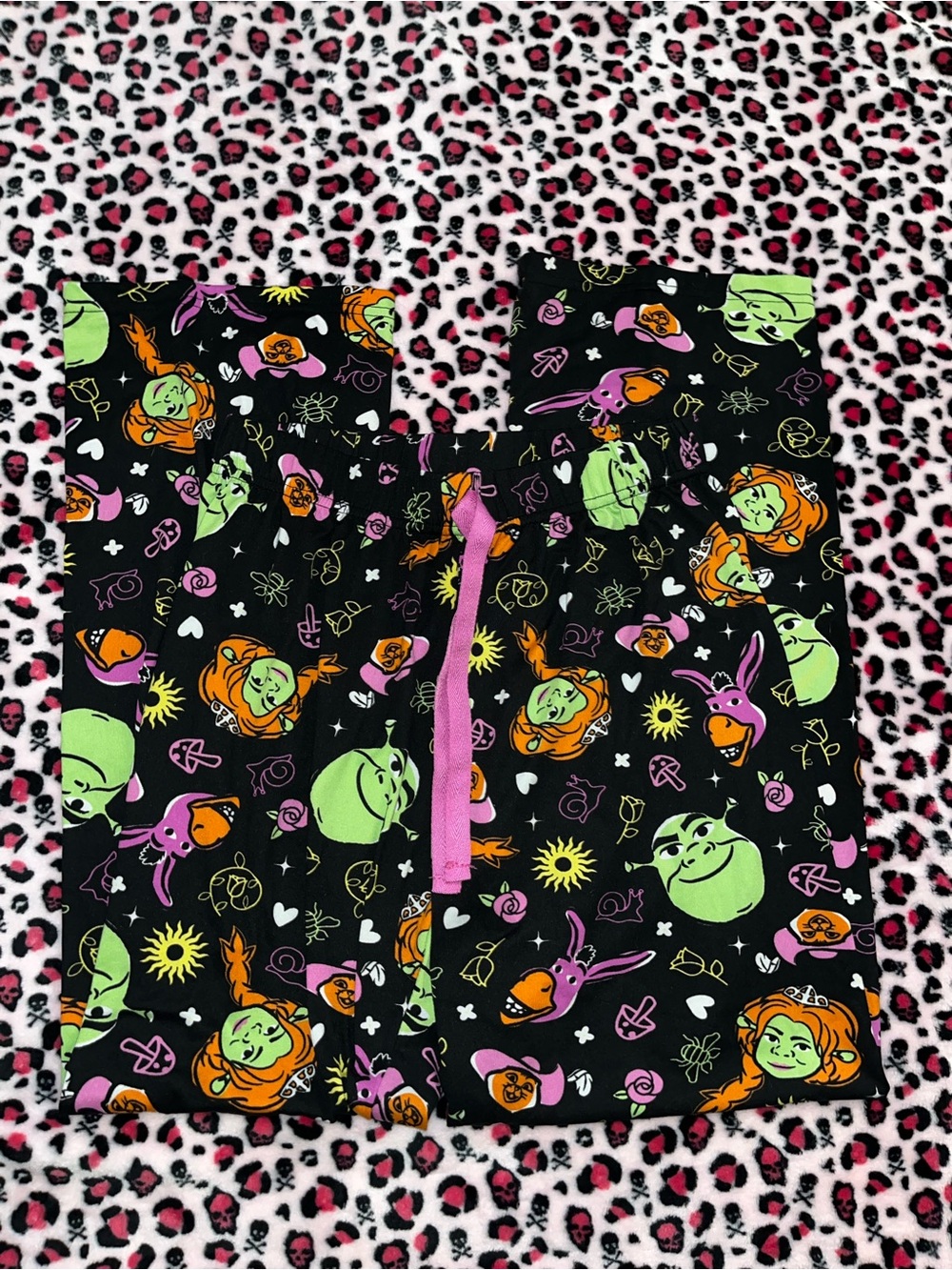 Dreamworks Shrek pajama pants